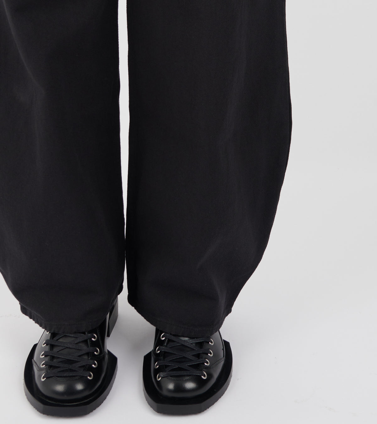 Archive-F509 Pipette Pants Black