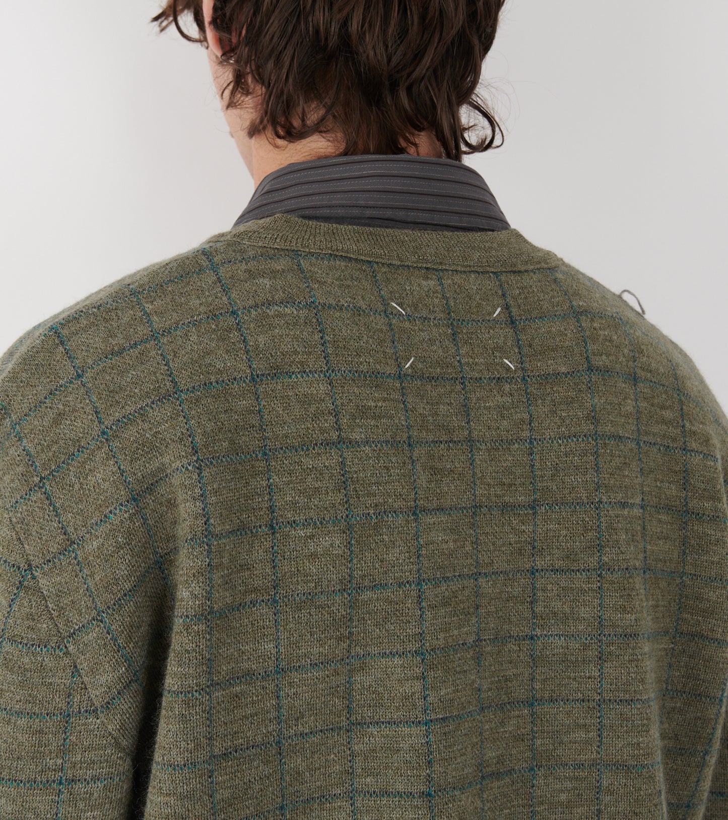 Wool V-neck Militery Green