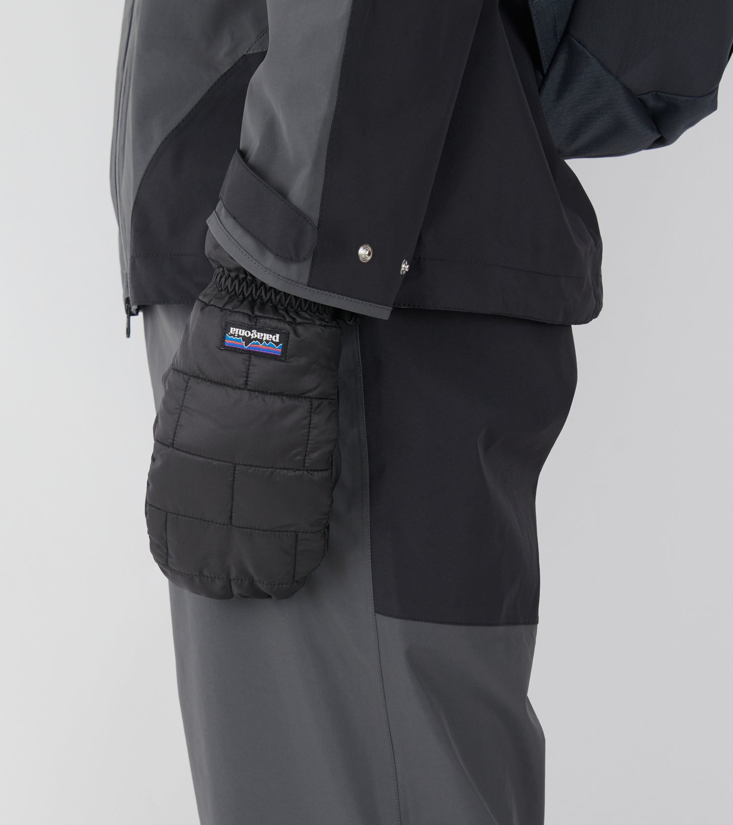 Nano Puff Mitts Black