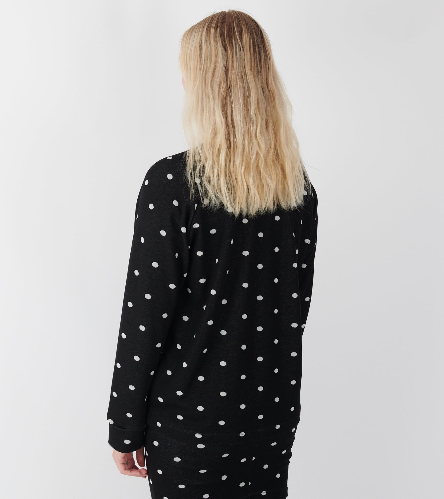Jaquard Dot Sweat Black/Ecru