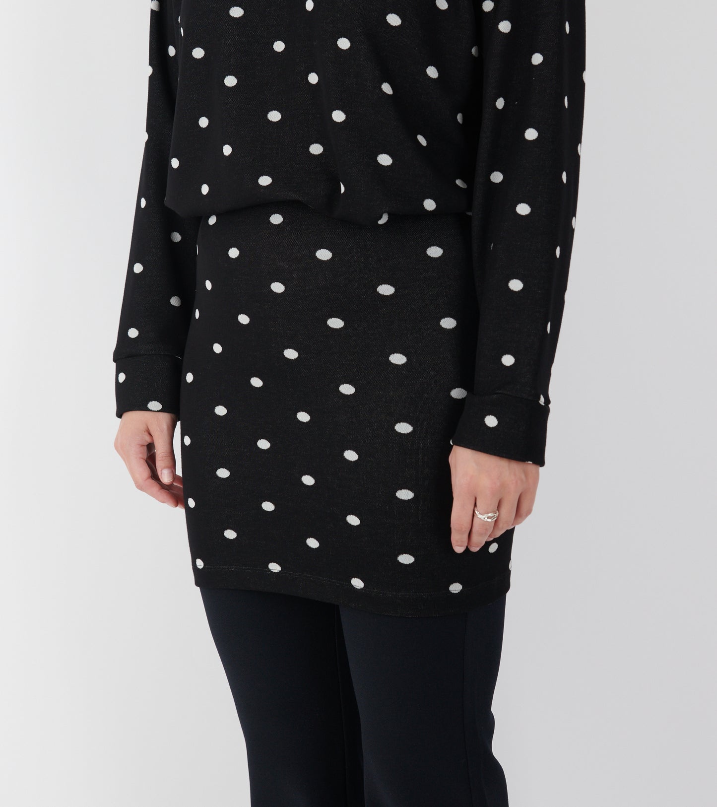 Jaquard Dot Skirt Black/Ecru