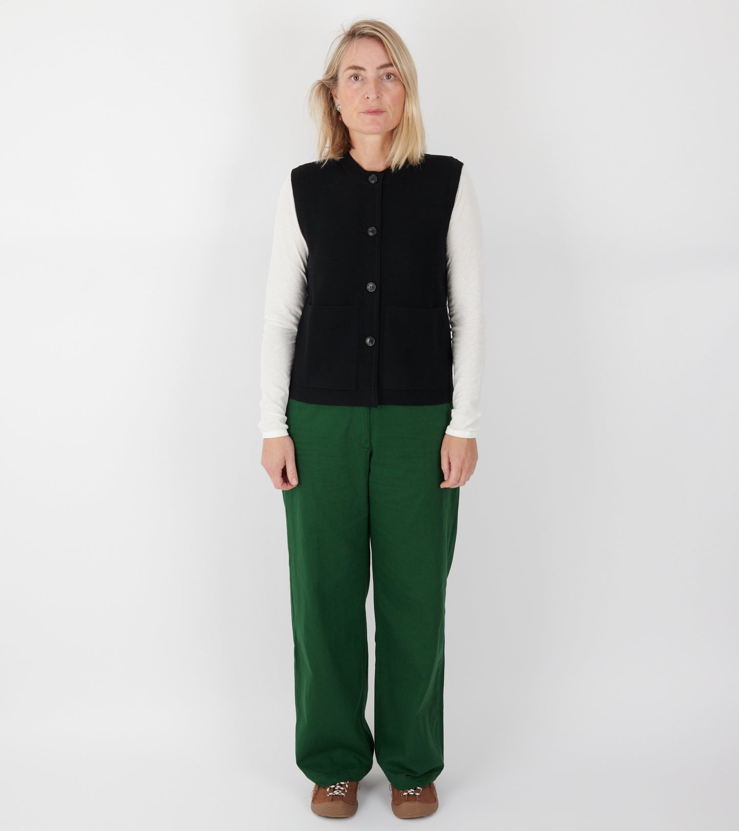 Elva Vest Black