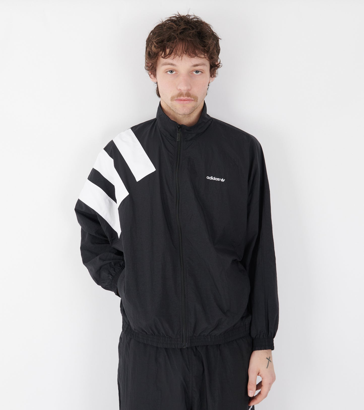 Blocking Track Top Black/White