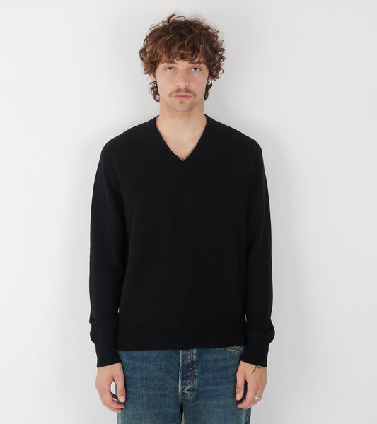 Moon Merino V Neck Black