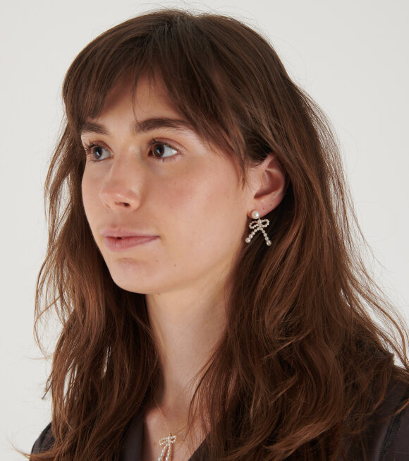 Sophie Bille Brahe - Bow Earrings Freshwater Pearls