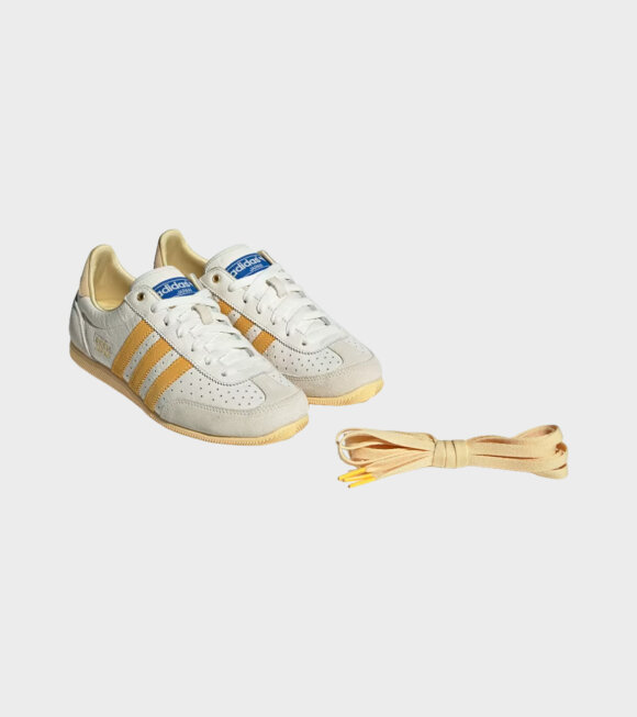 Adidas  - Japan W Off-white/Spark/Orange Tint