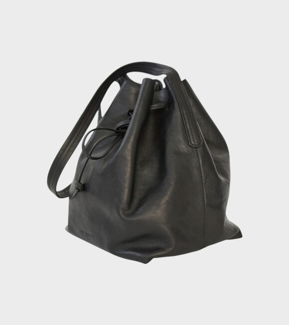 AF Agger - Full Grain Leather Bucket Bag Black