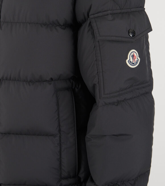 Moncler - Moncler Maya 70 Down Jacket Black