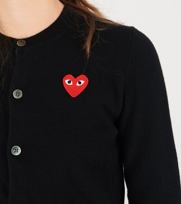 Comme des Garcons PLAY - Red Heart Round Neck Cardigan Black 