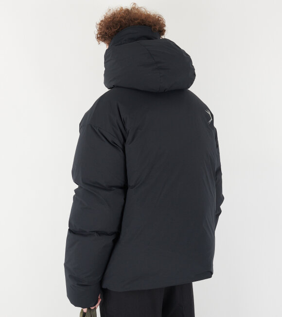 66 North - Aegissida Reversible Down Jacket Black