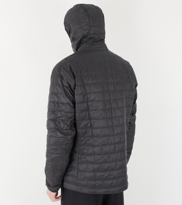 Patagonia - M's Nano Puff Hoody Black