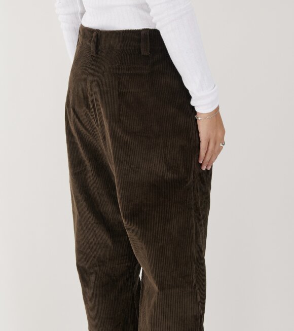 AF Agger - Corduroy Box Trousers Brown