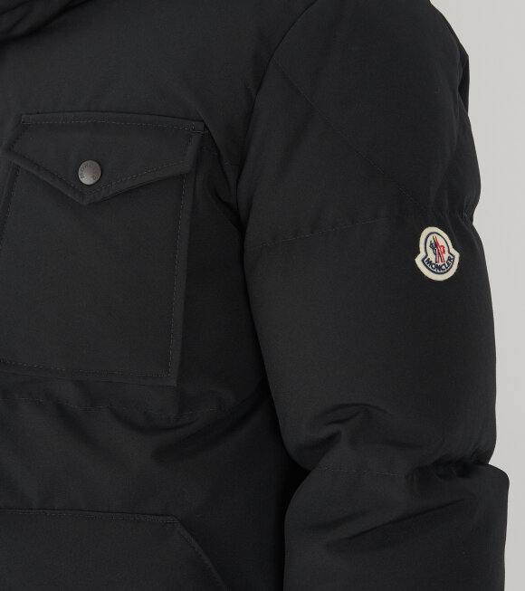 Moncler - Fornas Down Jacket Black