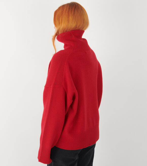 Skall Studio - Silene T-Neck Aurora Red