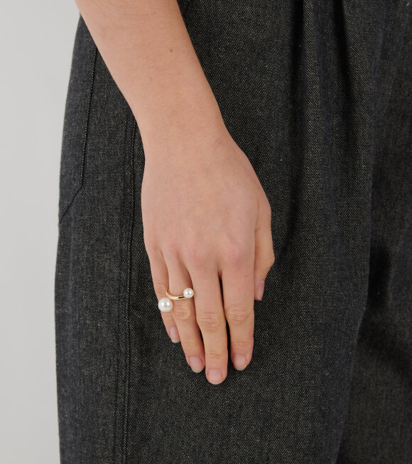 Sophie Bille Brahe - La Grace Ring Freshwater Pearls