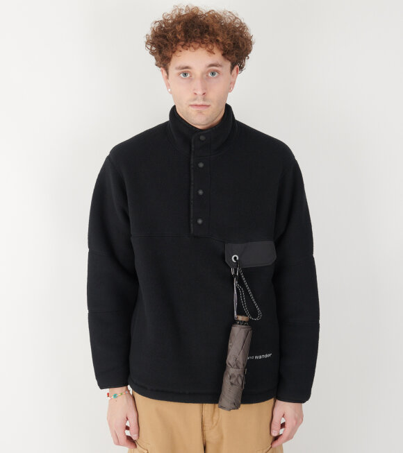 And Wander - Wool Fleece Pullover Black 