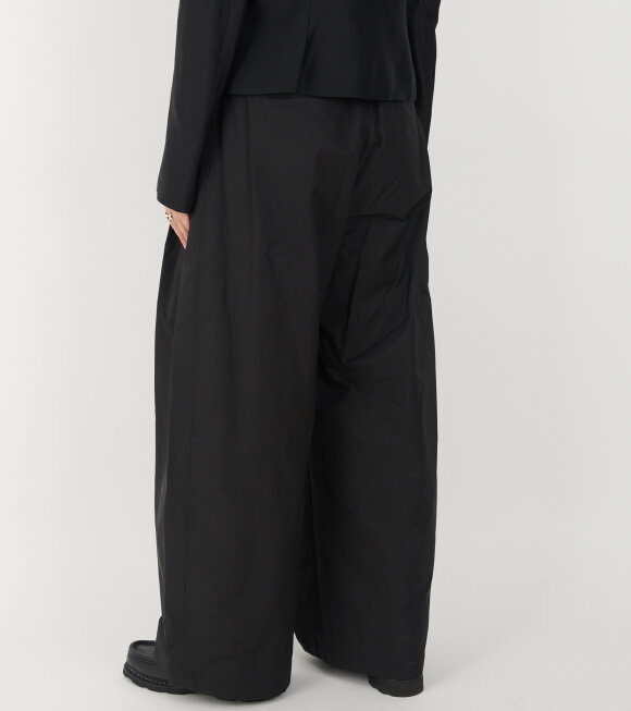 Amomento - Two Tuck Balloon Pants Black