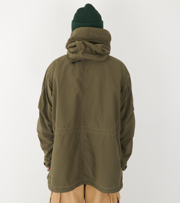 And Wander - Fishtail Octa Coat Army Green