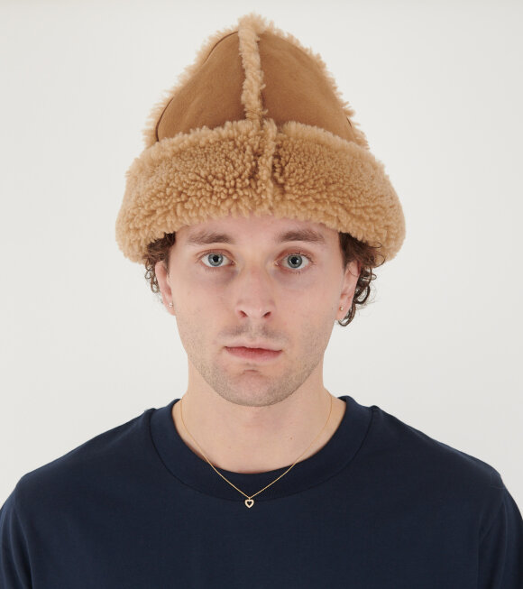 Cawley - Suede Back Curly Hair Seam Out Cap Tan