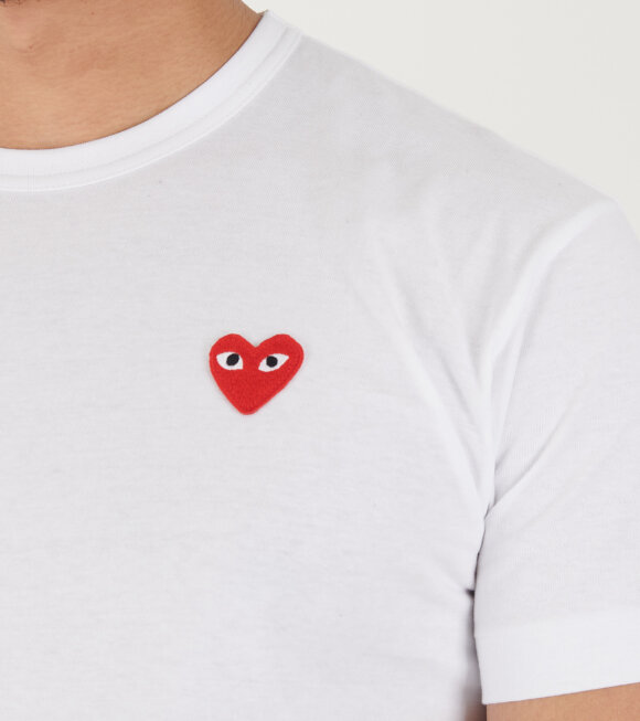 Comme des Garcons PLAY - U Red Heart T-shirt White