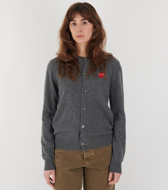 Comme des Garcons PLAY - U Red Heart Round Neck Cardigan Grey