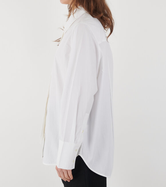 Mr. Larkin - Patty Tie Shirt White