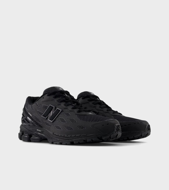 New Balance - U1906WFD Black/Silver Metallic