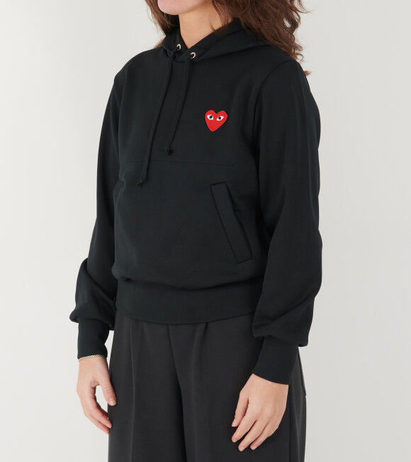 Comme des Garcons PLAY - W Red Heart Hoodie Black