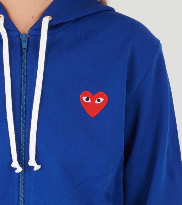 Comme des Garcons PLAY - W Red Heart Zip Hoodie Blue