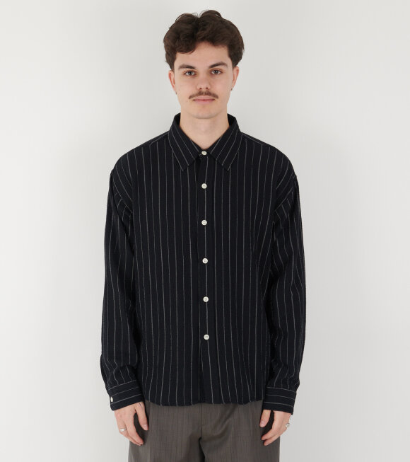 Mfpen - Vacation Shirt Black Textured Stripe