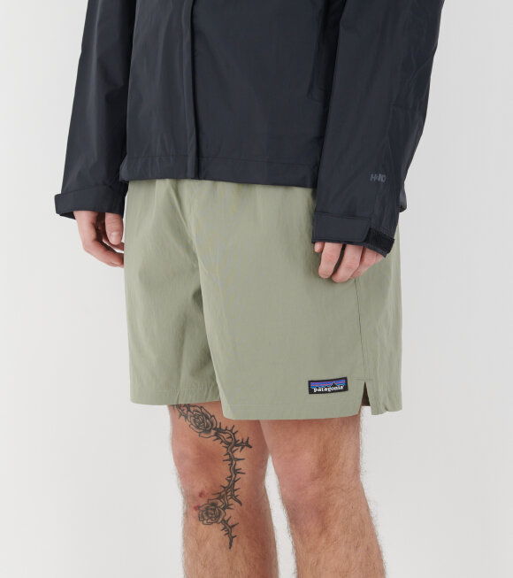 Patagonia - M's Baggies Lights Shorts River Rock Green