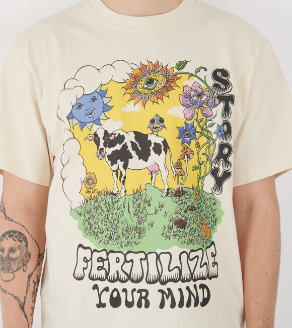 Story mfg. - Grateful Tee S/S Fertilize Your Mind