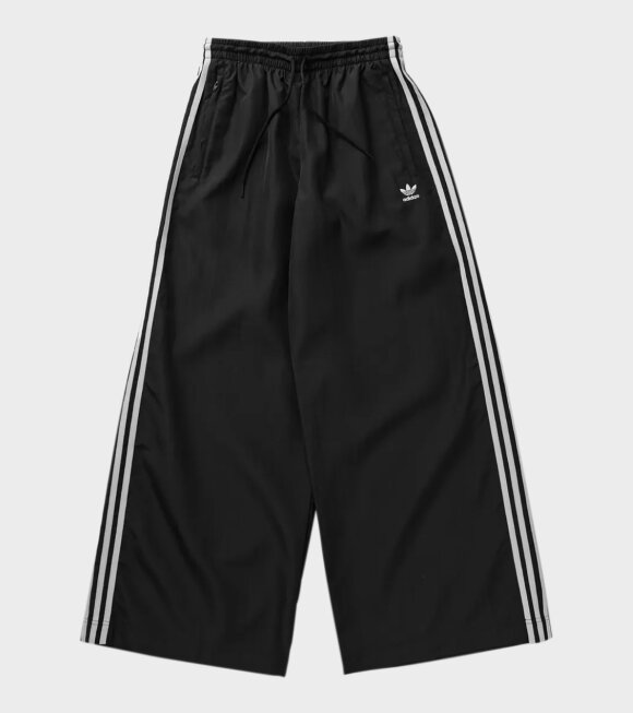 Adidas  - Oversized Trackpants Black/White