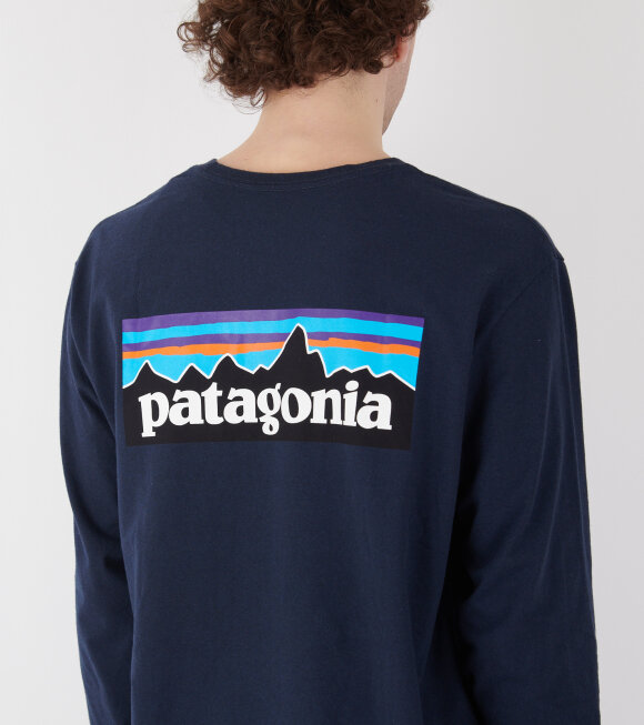 Patagonia - M's L/S P-6 Logo Responsibili-Tee New Navy