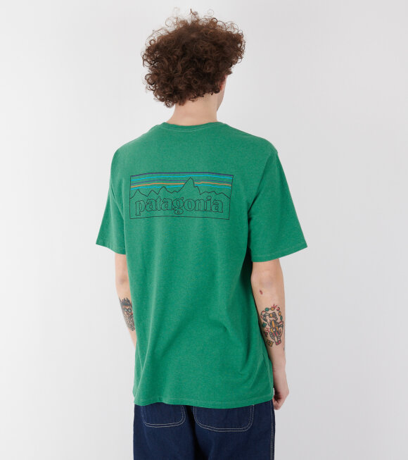 Patagonia - M's P-6 Logo Responsibili-Tee Heartleaf Green