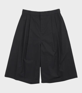 Two Tuck Wide Shorts Black